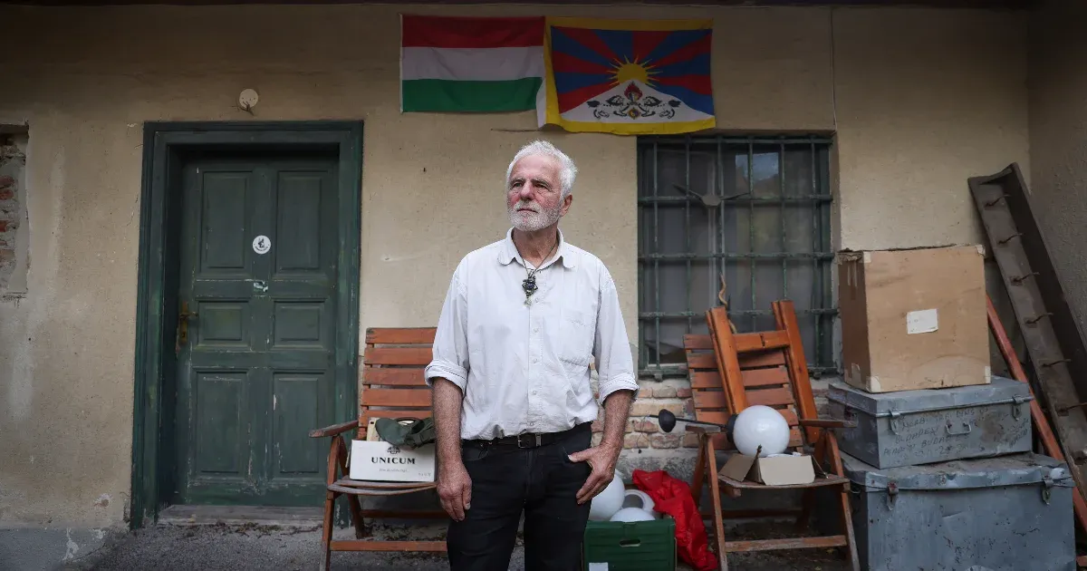 Két és fél éve üresen áll a XII. kerületi ház, amiből 2023-ban kilakoltatták Hendrey Tibort