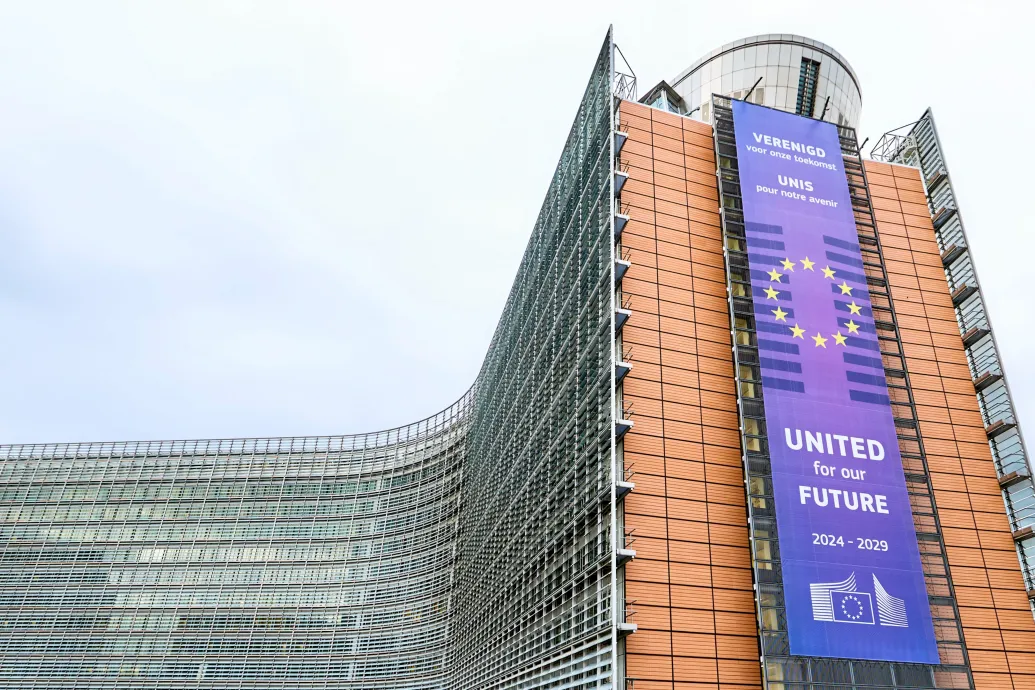 Az Európai Bizottság már elemzi a Fővárosi Törvényszék szerint jogállamiságot sértő kormányrendeletet