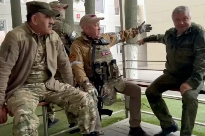 Megszaporodtak a merényletek Moszkvában, most egy kiemelten védett tábornokot tudott meglőni egy támadó