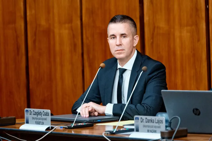 A hét év börtönnél szigorúbb ítéletet kértek Czeglédy Csabára