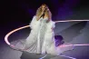 Mariah Carey előadta a Volarét, az olasz elnököt Valentino Rossi vitte villamossal a téli olimpia megnyitójára