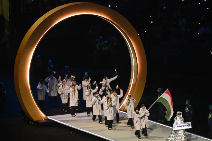 A magyar csapat bevonul a San Siróba – Fotó: Piero Cruciatti / AFP or licensors