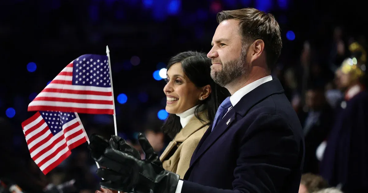 Füttykoncert fogadta az amerikai alelnököt az olimpiai megnyitón