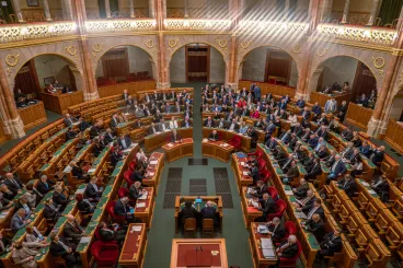 Political Capital: Valószínűleg idén nem jut német nemzetiségi képviselő a parlamentbe, ha ilyen ütemben megy a leiratkozás
