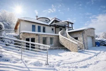 Ez a postavölgyi luxusvilla, ahol a Bridgerton-életérzés valósággá válhat