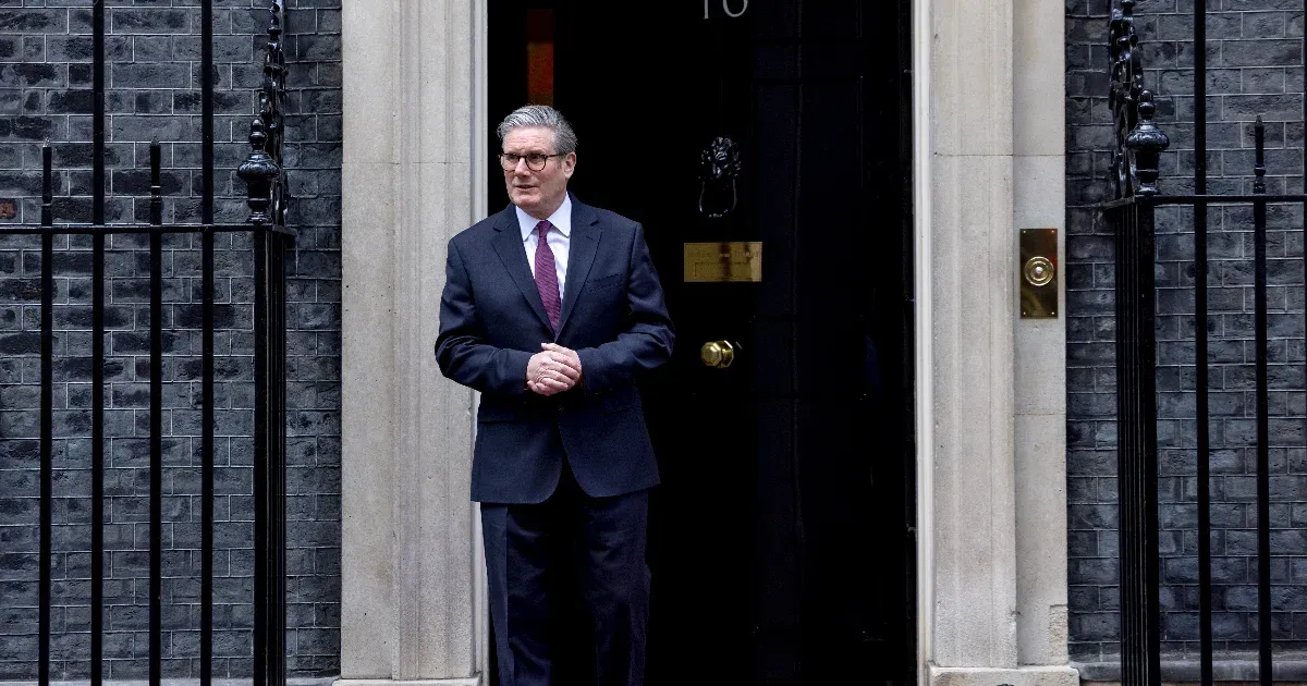 Kommunikációs igazgatója is lemondott, 24 órán belül a második emberét veszítette el Keir Starmer