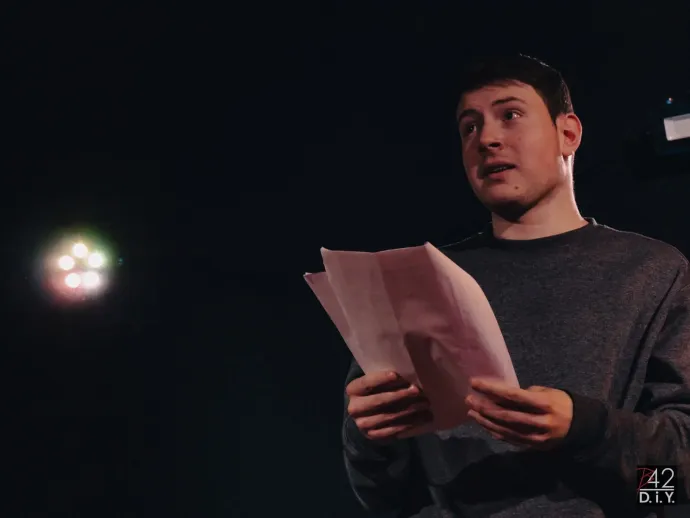 Szelei-Kis Richárd, a BTK magyar-dráma osztatlan tanári szakos hallgatója