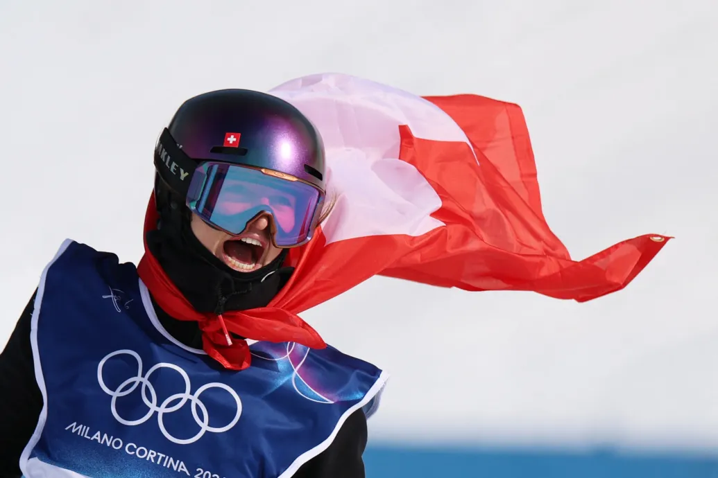 Olimpiai csúcsok dőltek és meglepetésgyőzelmek születtek hétfőn a téli olimpián