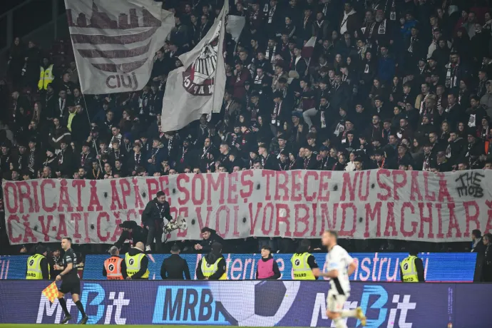 Nyomozást indított a rendőrség a kolozsvári buszon történt magyarellenes inzultus ügyében, tanúkat keresnek