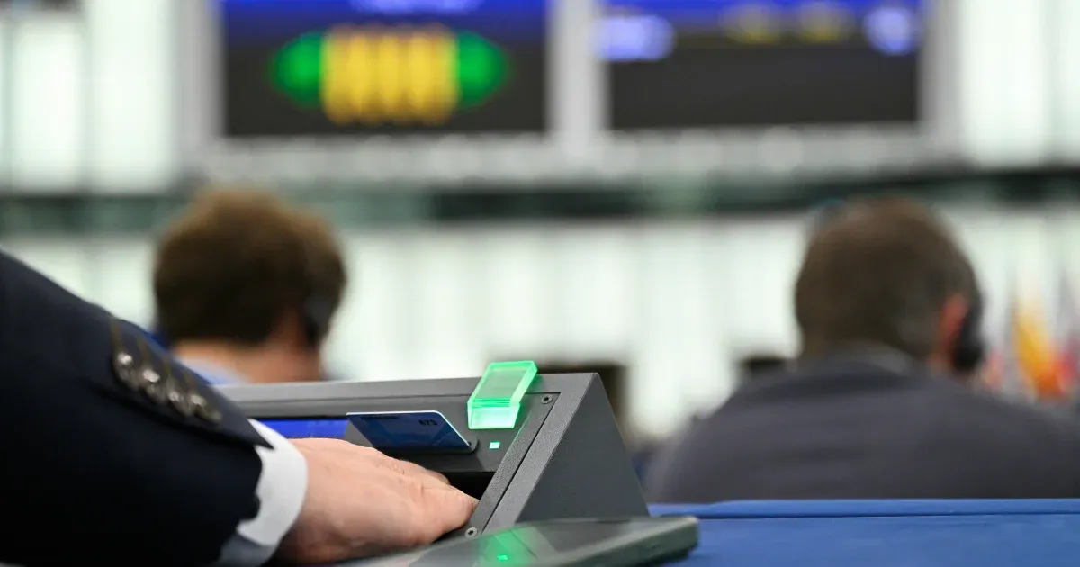 A Fidesz és a Tisza nemmel, a DK és a Mi Hazánk igennel szavazott a Mercosur-védőintézkedésekre az EP-ben