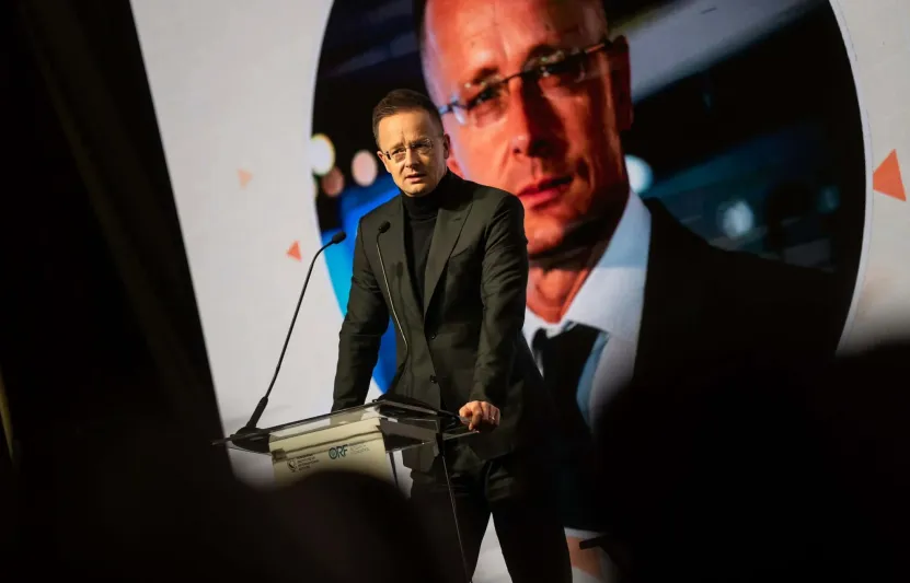 Szijjártó Péter óriási hazugságcunamiról beszél. Mutatjuk a hatósági jegyzőkönyveket