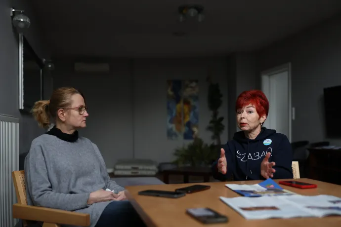 Töplerné Szaszkó Andrea és Kecskés Krisztina – Fotó: Bődey János / Telex