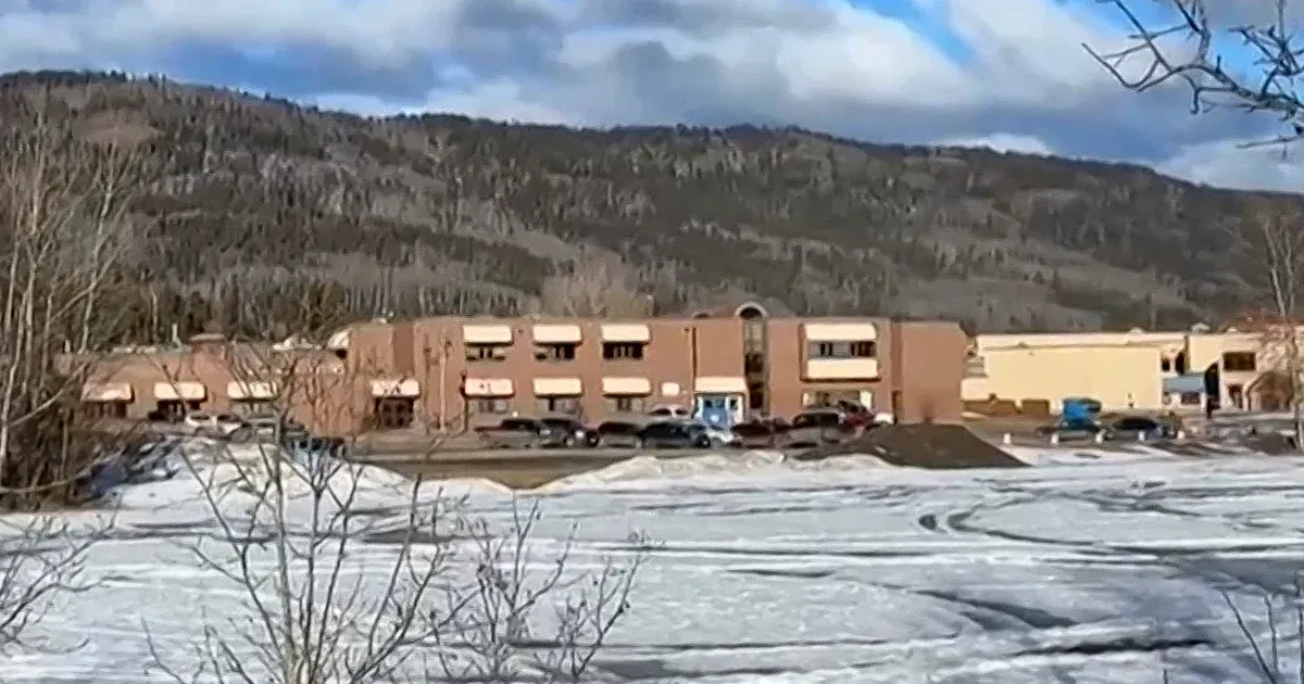 Tízen meghaltak egy kanadai iskolai lövöldözésben, 25 ember megsérült