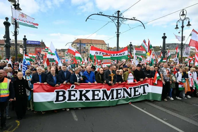 Árad a Tisza, Harcosok Klubja, Békemenet – mi ez a politikai védjegyháború?