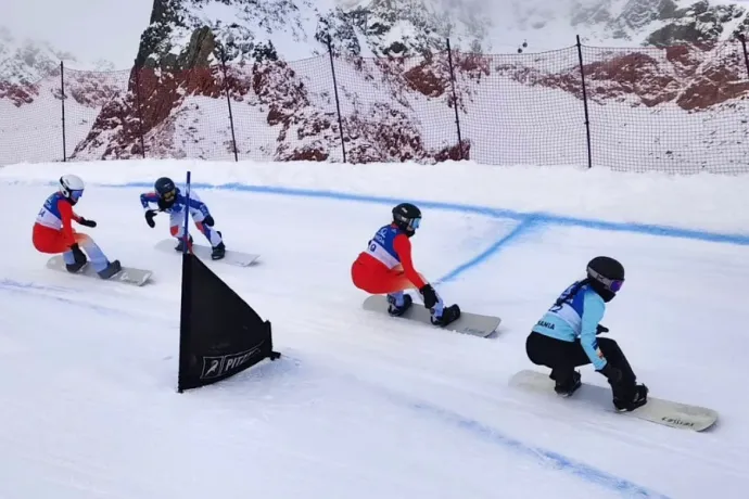 Még ha úgy néz is ki, a snowboard cross nem egy bokszmeccs – a székely csapattal találkoztunk az olimpián