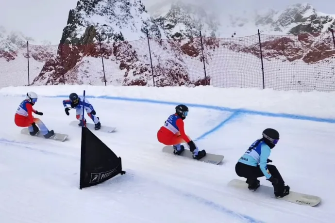 Még ha úgy néz is ki, a snowboard cross nem egy bokszmeccs – a székely csapattal találkoztunk az olimpián