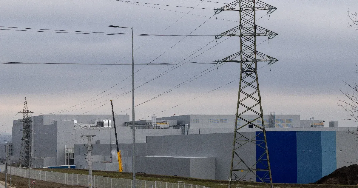 Nyomoz a rendőrség a gödi Samsung-gyár ügyében