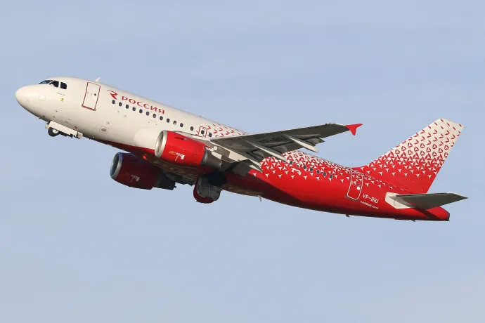 Miután mindenkit hazavittek, felfüggesztik a légijáratokat az oroszok Kubából