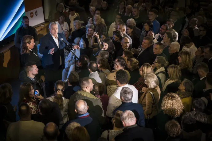 Orbán Viktor országjárásának szentendrei állomásán – Fotó: Kaiser Ákos / Miniszterelnöki Kommunikációs Főosztály / MTI