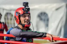 Nem nyílt ki az ejtőernyője, szörnyethalt a kétszeres világbajnok extrém sportoló