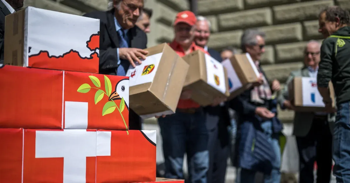 Svájcban népszavazáson döntenek arról, hogy 10 millió főben korlátozzák-e a népesség számát