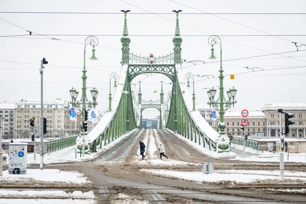 Vasárnap még beköszön a tél, havat is hozhat magával