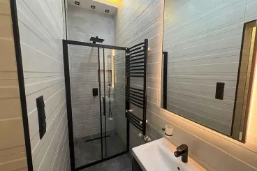 A privát és pihentető fürdőszobai idő legnagyobb ellensége