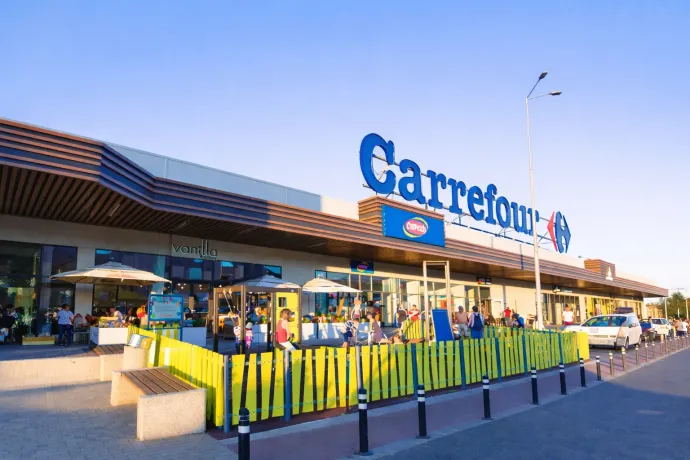 Román kézbe kerül a Carrefour romániai hálózata: 823 millió euróért vásárolják meg a Dedeman tulajdonosai