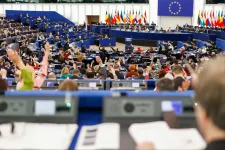 Egy magyar igent se kapott egy szegénység elleni határozat az EP végszavazásán