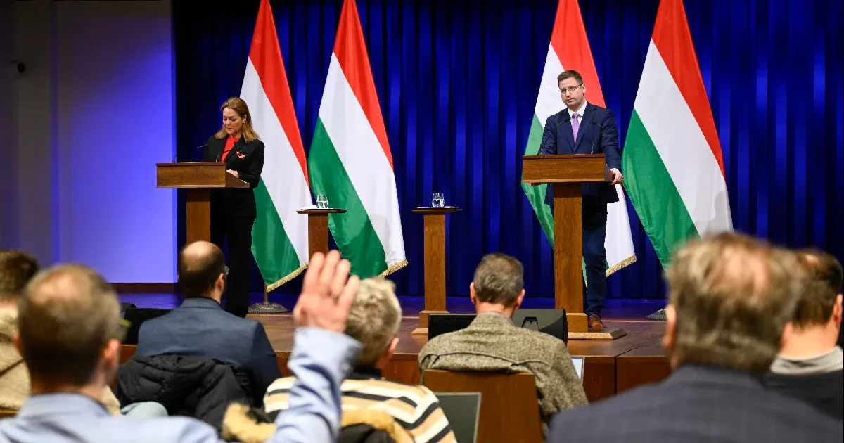 Gulyás Gergely „nem emlékszik”, hogy annak idején kapott-e tájékoztatást a Samsung mérgezéseiről