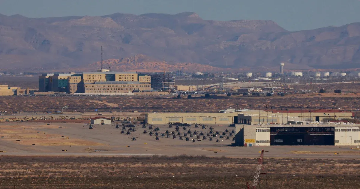 Lezárták a légteret egy forgalmas texasi repülőtér közelében, amerikai lapok szerint a határőrség próbált ki egy katonai lézert