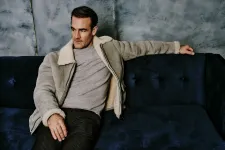 Tinibálványként kezdte, mémmé vált, mégis anyagi gondokkal küszködött a családja