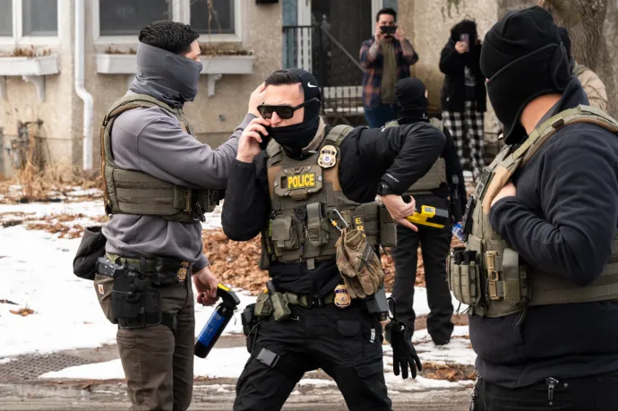 Kivonják Minnesotából az ICE ügynökeit