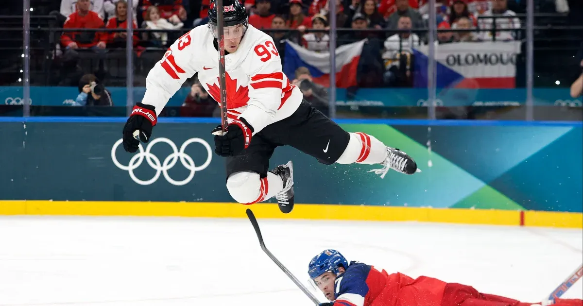 Kanada padlóra küldte a cseheket az olimpiai hokitornán