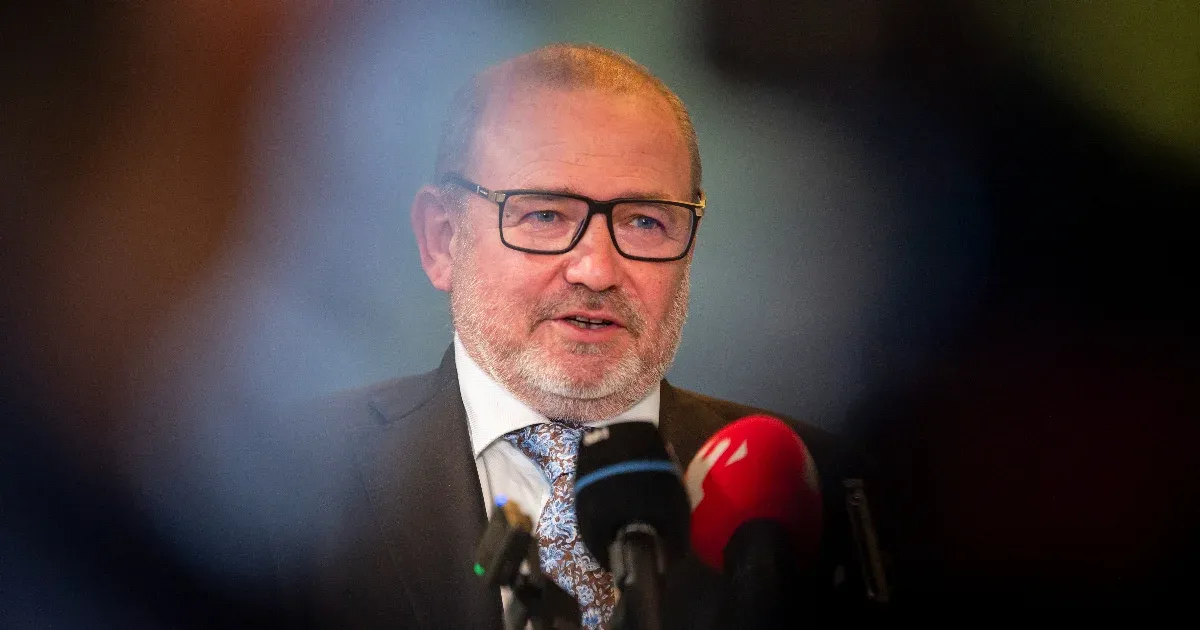 A kormány 314,5 milliárd forintot csoportosít át a rezsivédelmi alapból a szolgáltatók kompenzálására A kormány 314,5 milliárd forintot csoportosít át a rezsivédelmi alapból a szolgáltatók kompenzálására