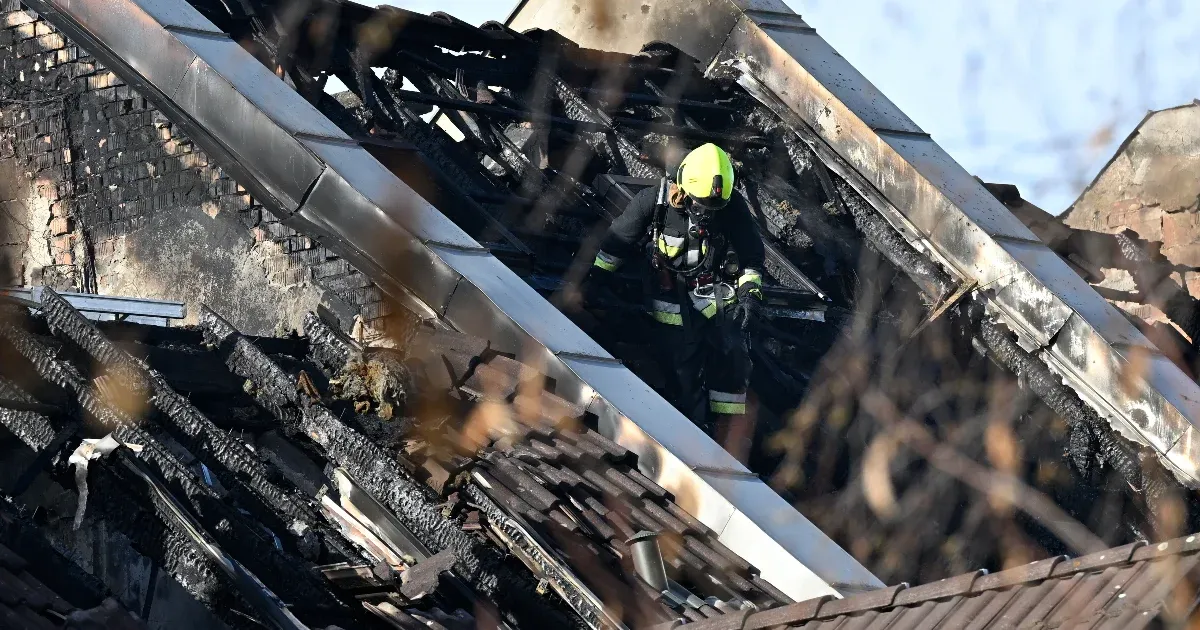 Robbanás okozhatta a Budakeszin történt halálos háztüzet