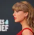Taylor Swift nevére és aláírására hajazó logóval reklámozná ágyneműit egy cég, az énekes nincs oda érte