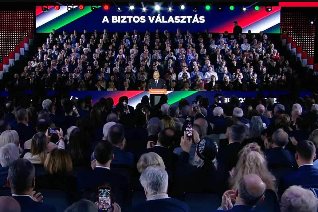 Orbán: A putyinozás primitív és komolytalan