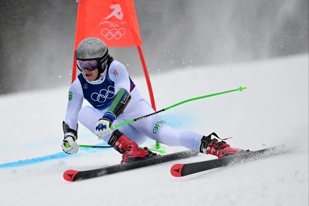 Szétrázta a pálya az óriás-műlesiklókat, történelmi téli olimpiai aranyat nyert Brazília