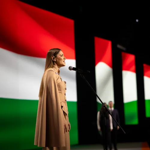 Dér Heni: Ha valakinek a Fidesz-kongresszusi fellépésem miatt megszűnök létezni, szíve joga, nem zavar