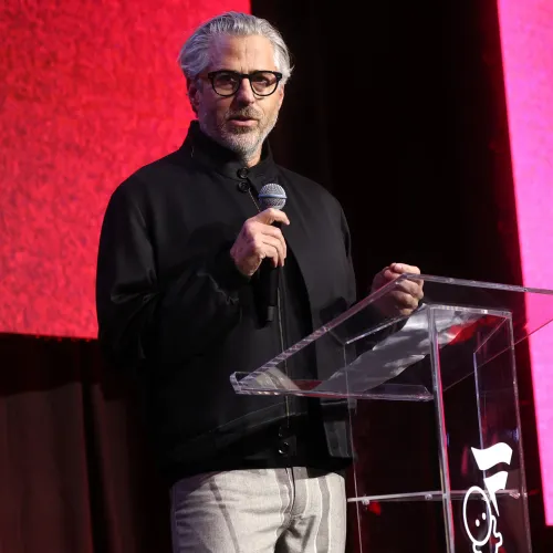 Az egyik legbefolyásosabb szórakoztatóipari mogul is belebukott az Epstein-aktákba