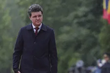 Románia csatlakozik Trump béketanácsához, de egyelőre csak megfigyelőként