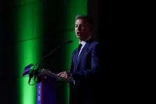 A Samsung vezetője egyelőre nem válaszolt Magyar Péter megkeresésére