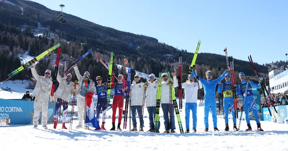 Klæbo a mennybe ment, az olasz drukkerek pedig bronzéremig repítették a sífutóikat