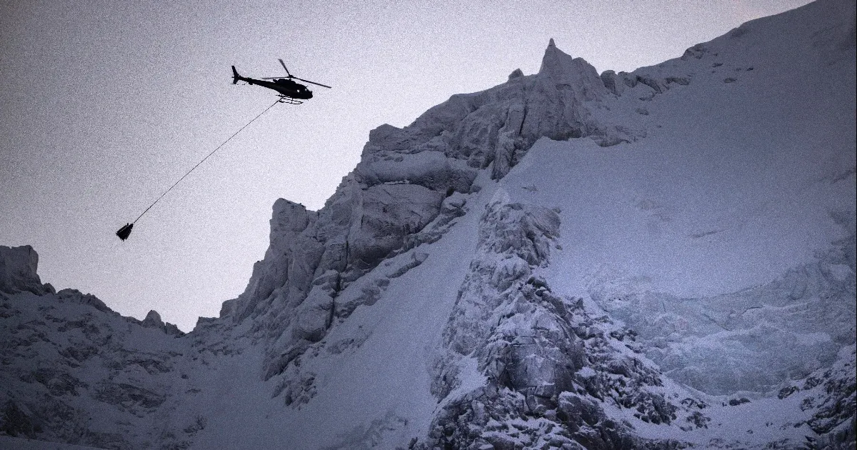 Két síelő meghalt, egy megsérült egy lavinában a Mont Blancnál