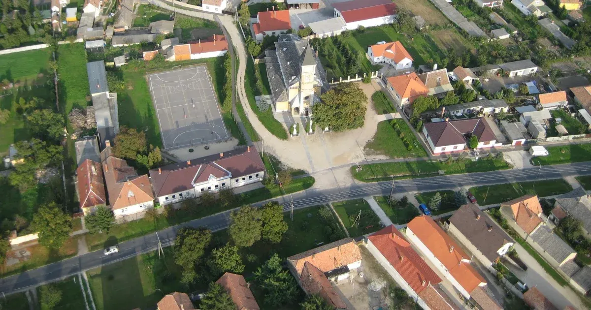 Ingyen reptetik a Maldív-szigetekre Babót új tanítóját