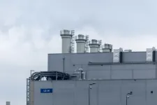 A NAIH szerint törvénytelenül titkolja a Kormányhivatal, mit mértek a Samsung-gyár tetején megjelent fekete elszíneződésnél