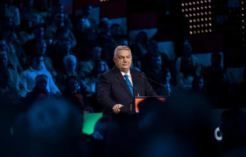 Billegő székről, megingó hatalomról ír a román sajtó Orbán évértékelője után