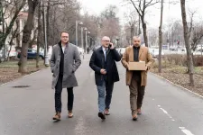 Tízezer aláírást vittek Bukarestbe a hargitai polgármesterek, a kormányfőtől kérik az adócsökkentést