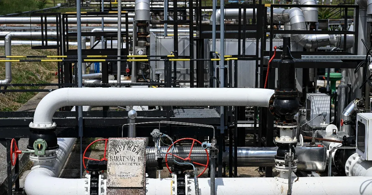 A Mol kezdeményezi a stratégiai olajkészletek felszabadítását a kormánynál